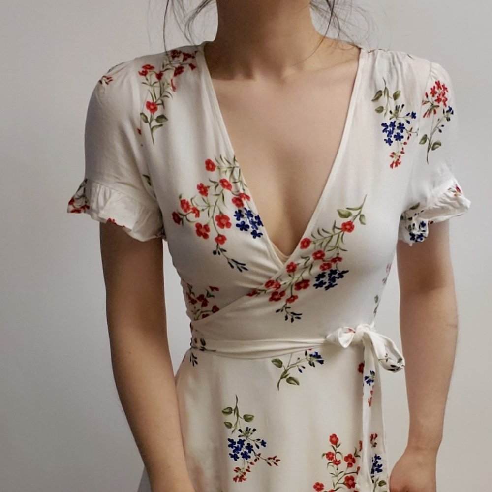 Forever 21 Floral Wrap maxi long rayon summer dress XS S white multi